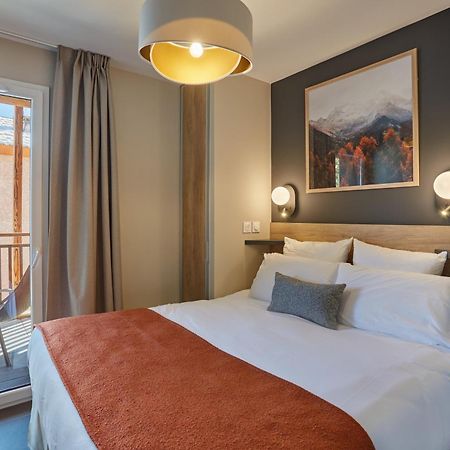 Residence Prestige Odalys Le Mont D'Орон Екстер'єр фото