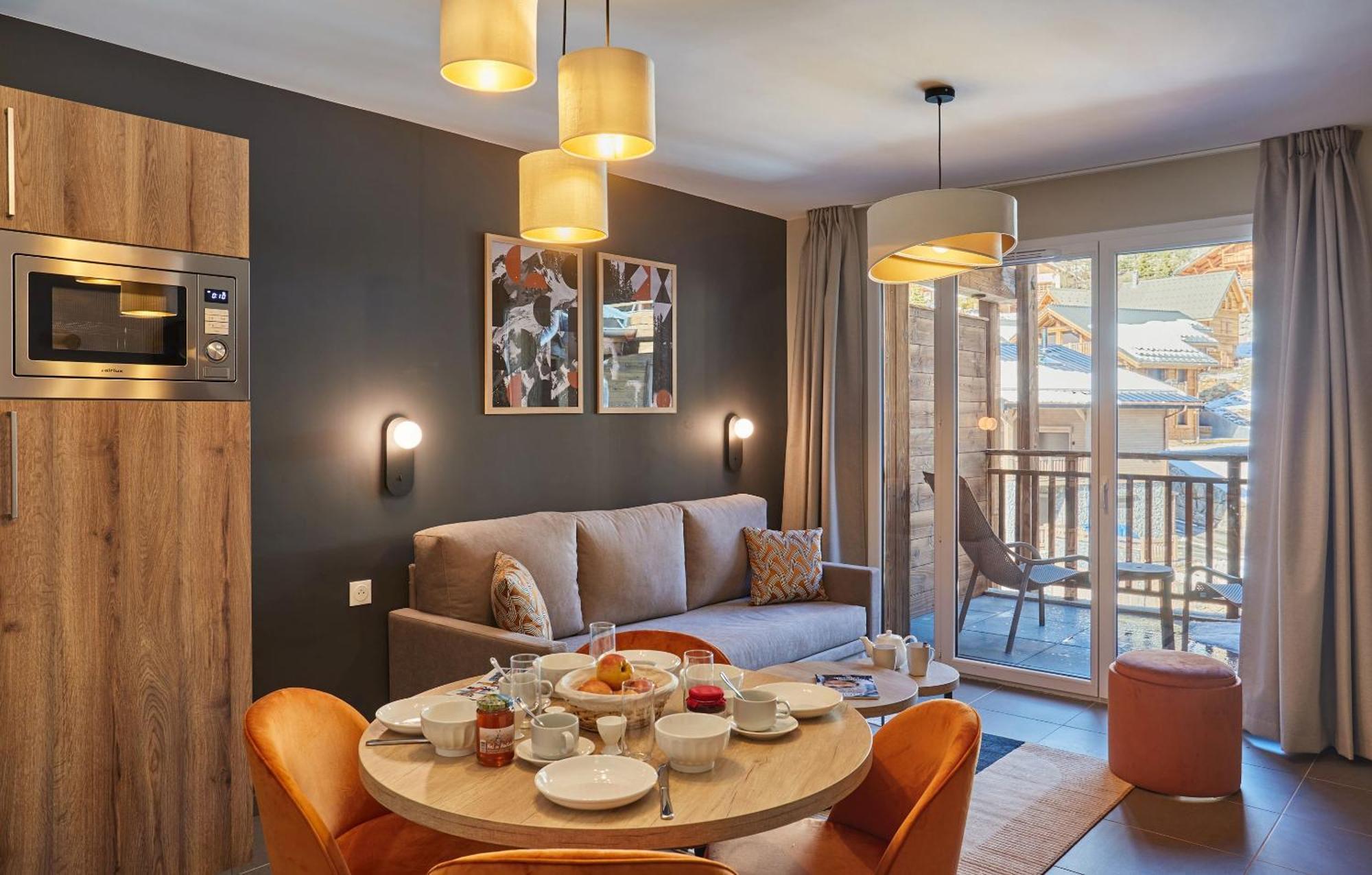 Residence Prestige Odalys Le Mont D'Орон Екстер'єр фото