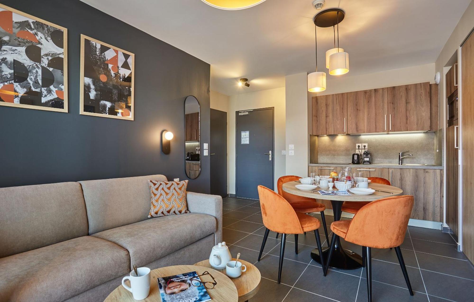 Residence Prestige Odalys Le Mont D'Орон Екстер'єр фото
