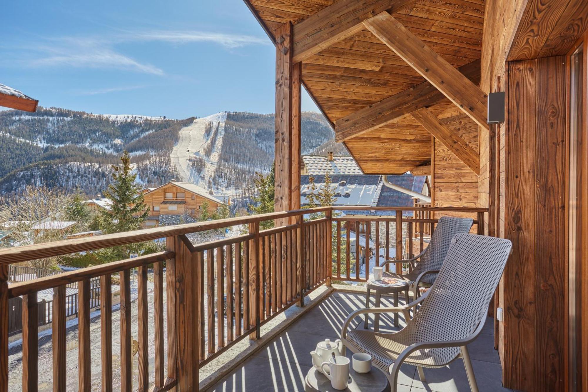 Residence Prestige Odalys Le Mont D'Орон Екстер'єр фото